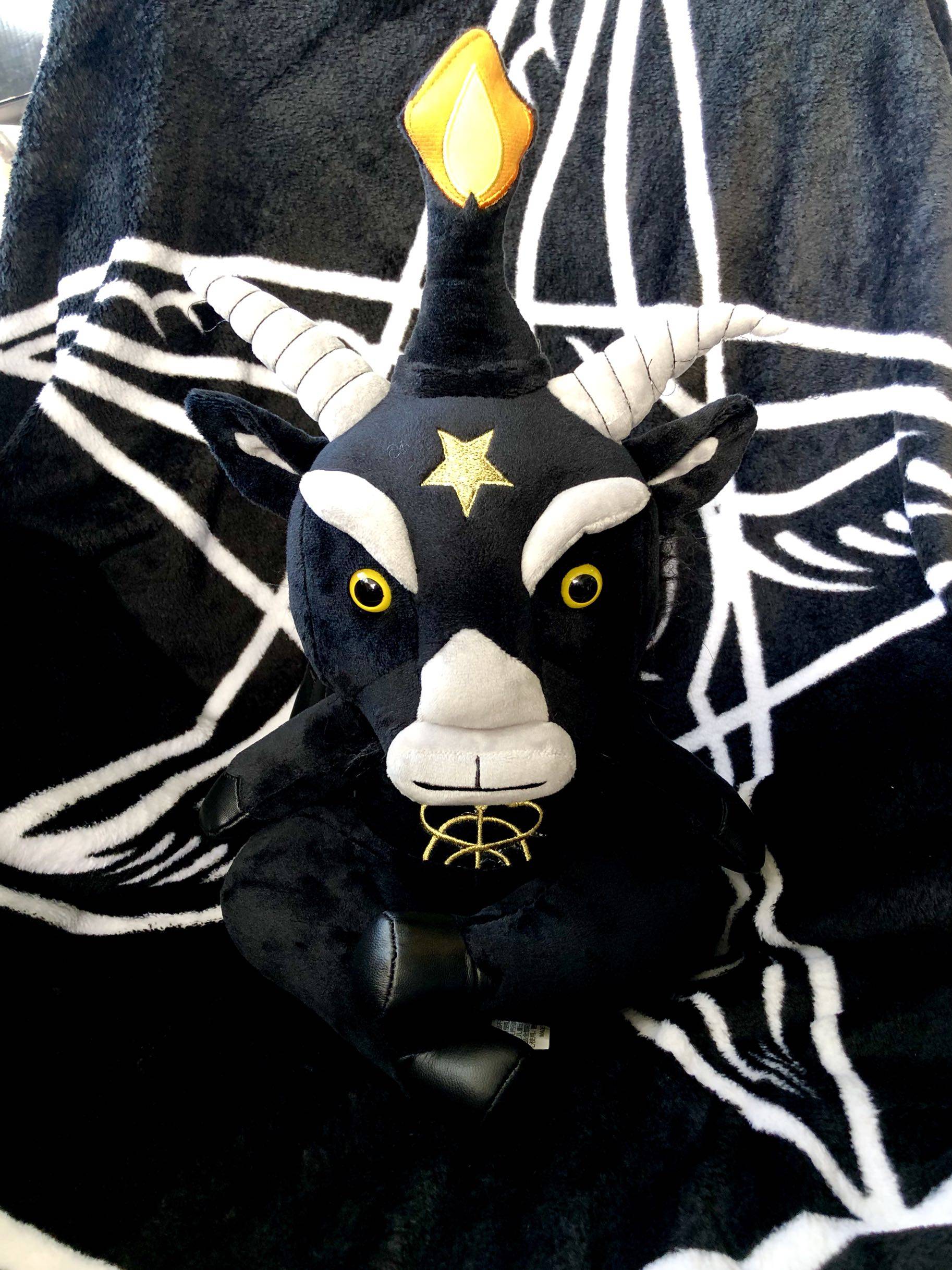 定制杀星地狱巴风特恶魔翅膀哥特中世纪毛绒玩偶666