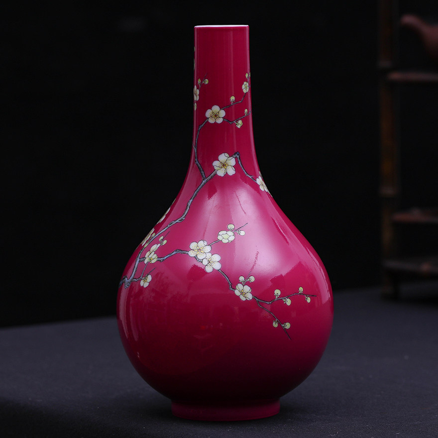 胭脂红梅花胆瓶 阳士琦 故宫博物院陶瓷修复人