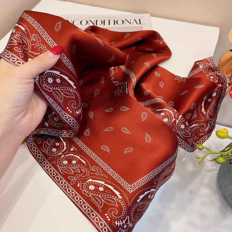 杭州丝绸的做法(杭州丝绸的功效与作用)