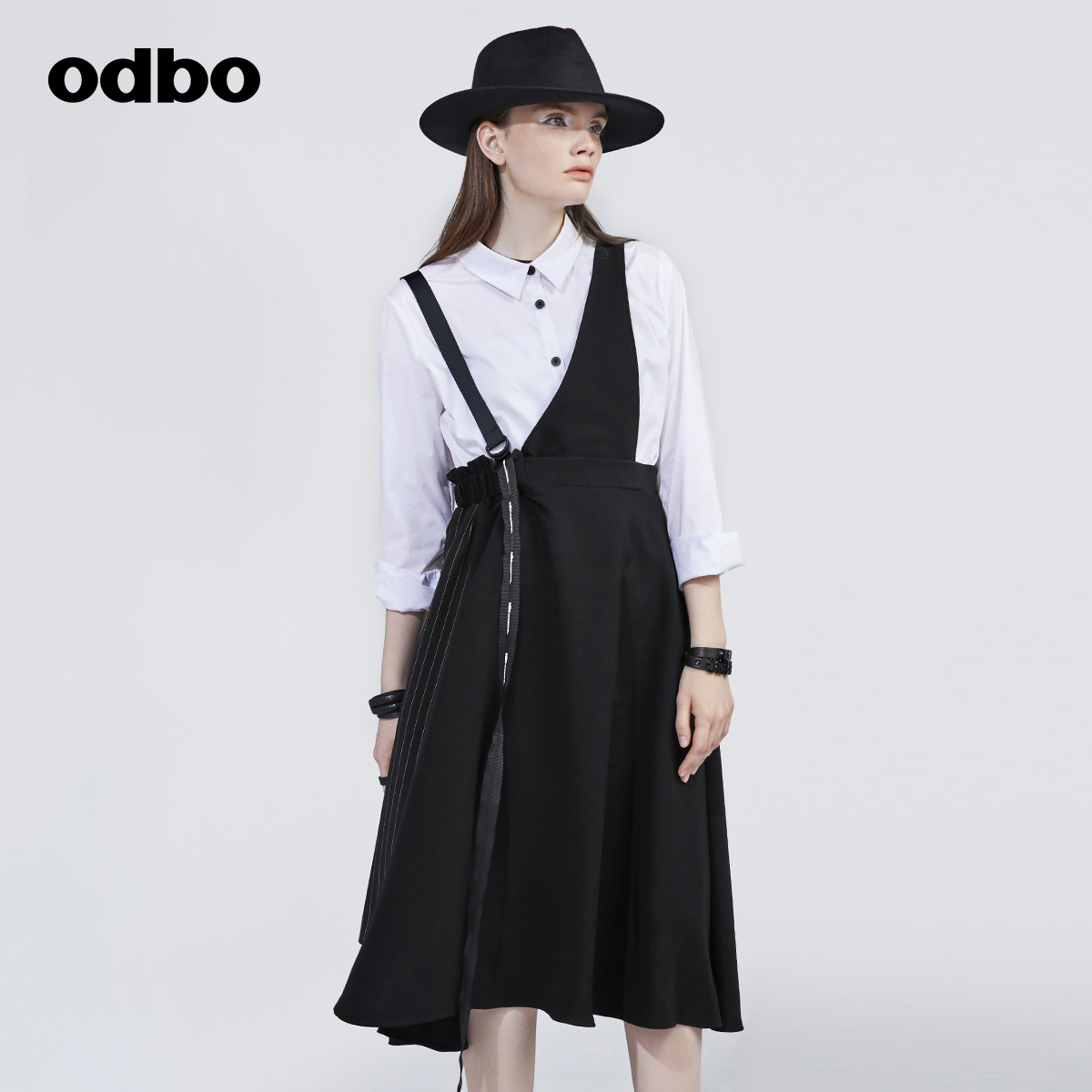 odbo/欧迪比欧原创设计高腰连衣裙女早夏外穿百搭垂坠感背带裙子