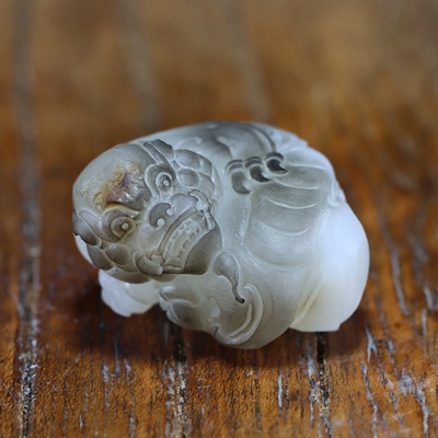 新疆和田玉白玉籽料羊脂玉精品挂件苏工大师回头貔貅籽玉西枫玉雕
