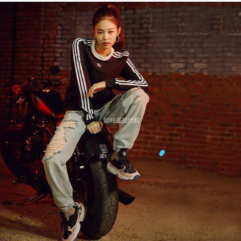 adidas三叶草金智妮jennie同款女款长袖t恤dh3183/dv2608/gt4261