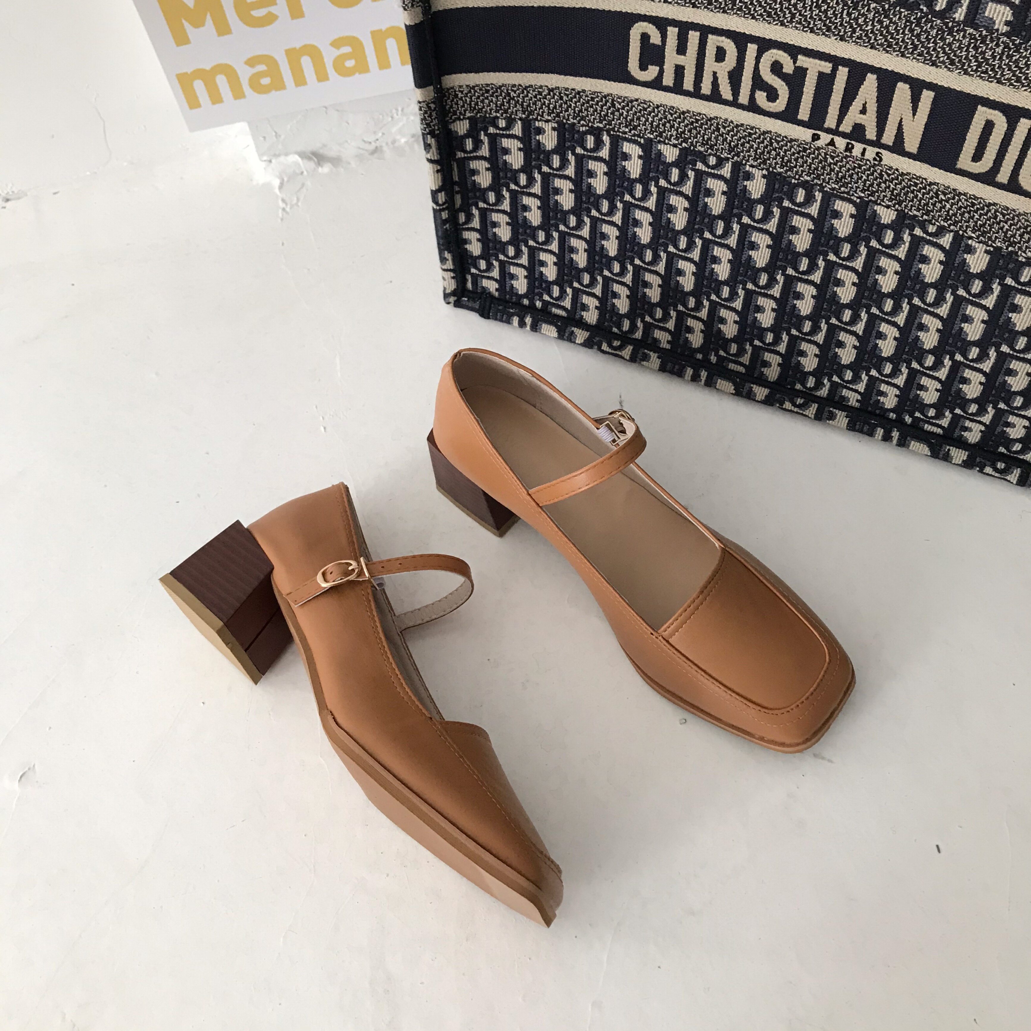 小sun家 赫本鞋女复古玛丽珍鞋2021新款方头粗跟法式一字带单鞋潮