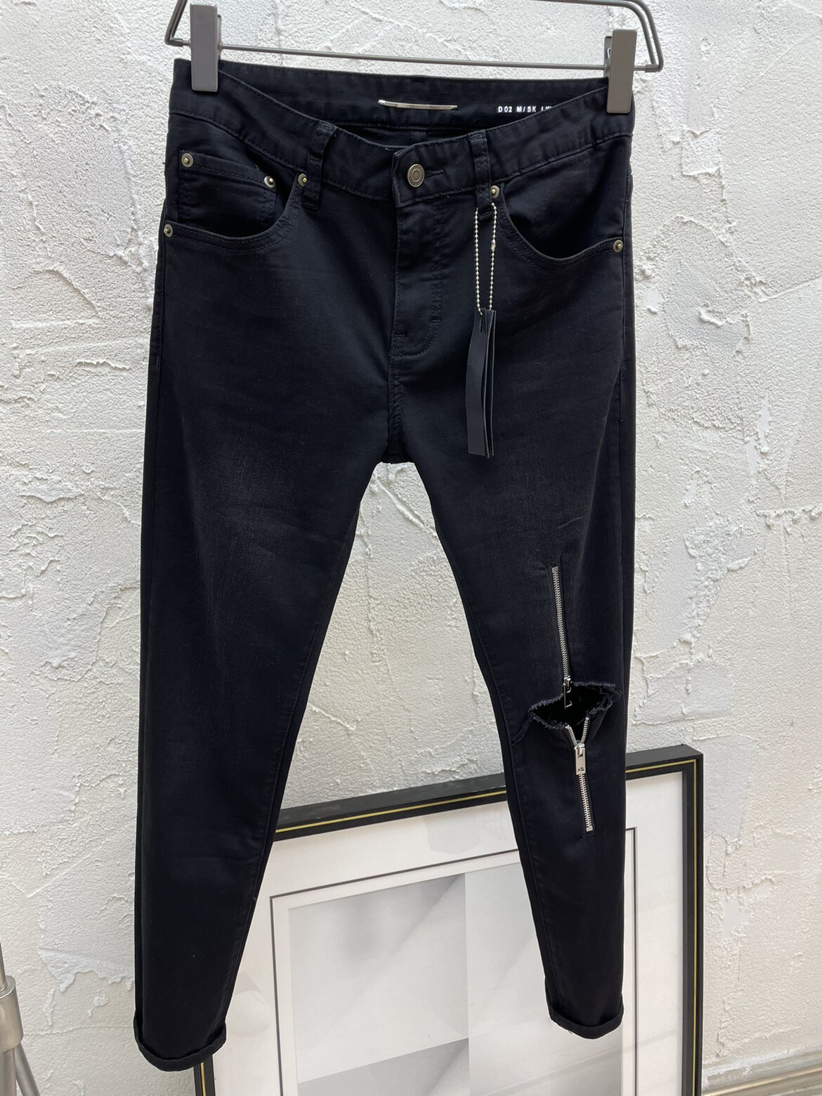 高端货男士纯黑色一字切拉链破洞纯黑色高弹力小脚九分牛仔裤潮牌