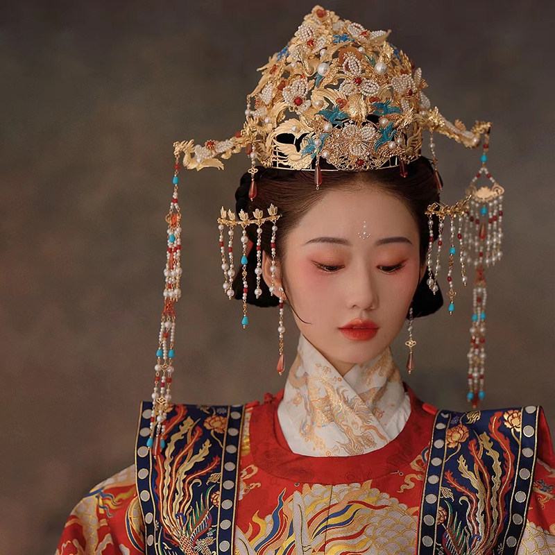 中式汉服婚礼头饰珍珠凤冠新娘发饰明制霸气奢华大气宫廷复古饰品