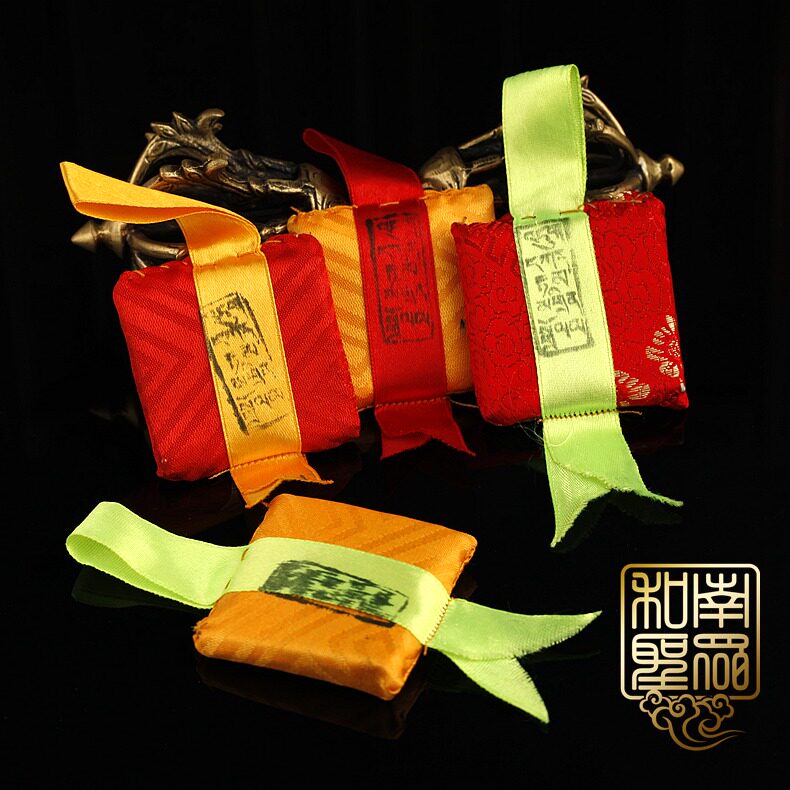 热销招桃花符_支持藏地义卖 扎基寺财神庙招财法符经咒护身符旺财旺