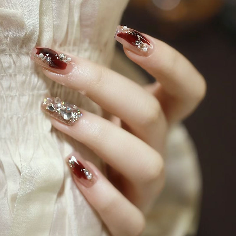 冰透玉脂新年红宝石女王的加冕礼氛围感指甲贴片可拆成品穿戴美甲