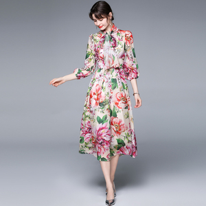 Long sleeve holiday style big swing Chiffon print big swing dress