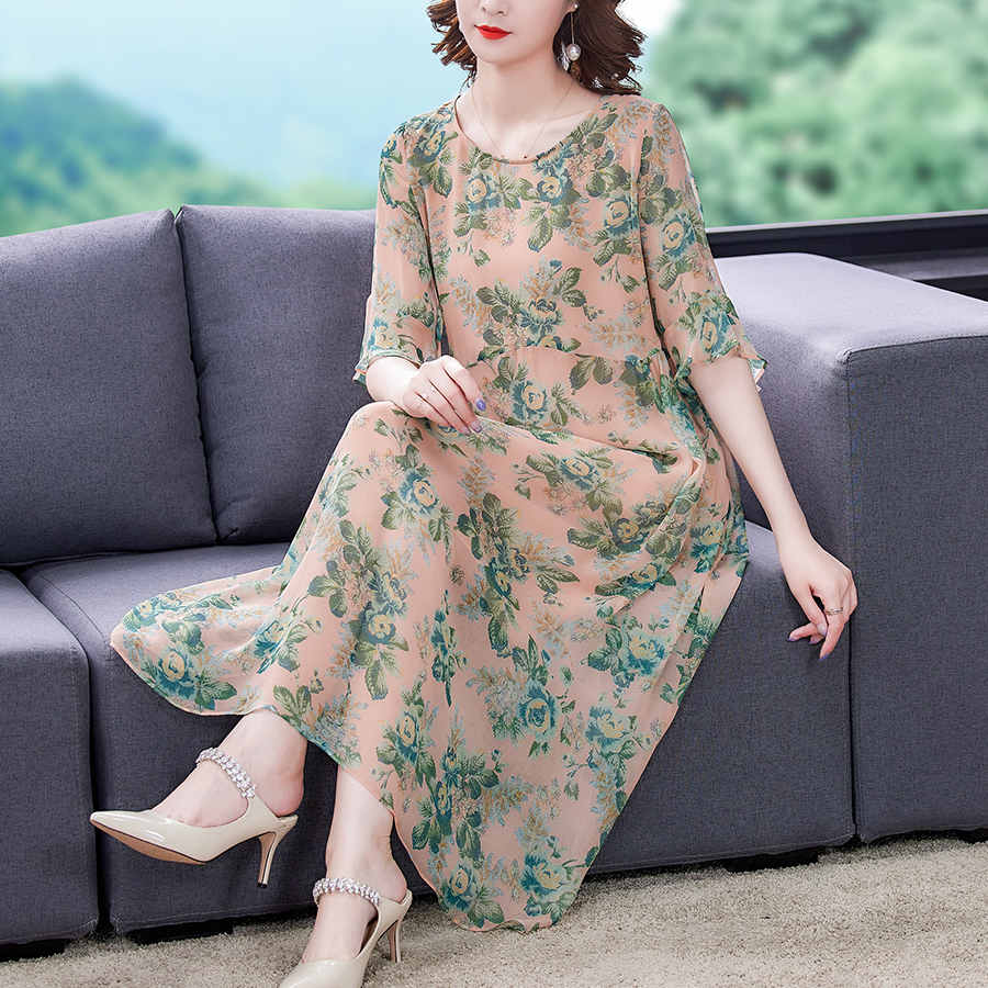 连衣裙女大码夏装胖人高端洋气遮肚宽松裙子妈妈时尚花色套头常规