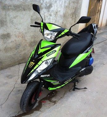 摩托车鬼火二代外壳2代车壳电动车纯色鲨鱼康美全套配件磨沙拉花