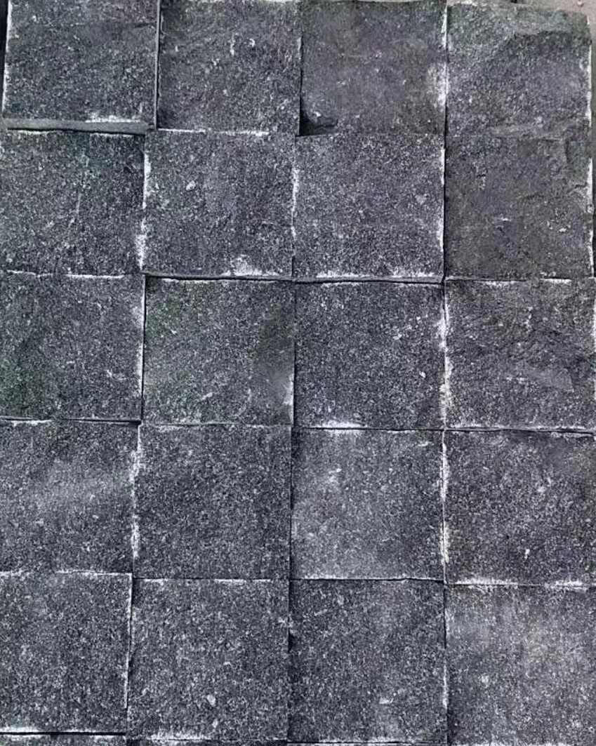 花园黑黑石材仿古方砖 芝麻黑 护栏 马蹄石 阳台 栏杆 自然面弹石