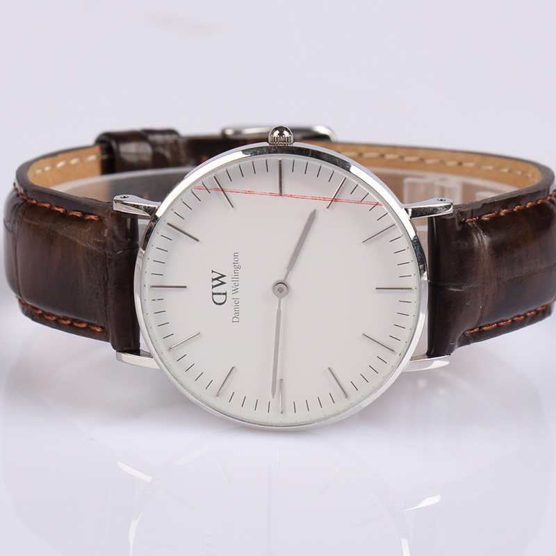 7【99新 未使用】dw丹尼尔-惠灵顿dw手表36mm时尚大方男女表