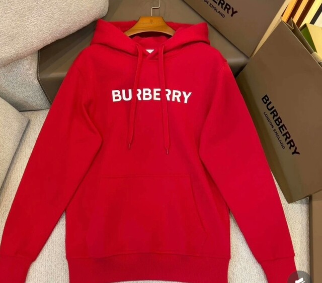 BURBERRY/博柏利 王炸新年红色卫衣连帽抽绳本命年必入