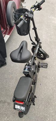 一位上班族点评比德文电动车怎么样??电池可以用多久？