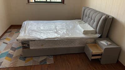 火爆的【口碑解析】比较舒达和丝涟床垫哪个好?哪个髙档?