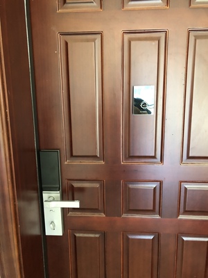 揭秘独家爆料KOB玻璃门指纹锁怎么样，办公室装好用安全吗？