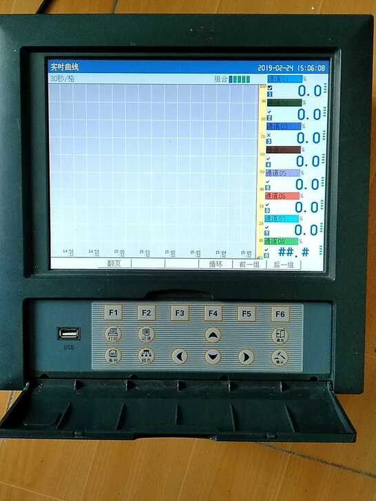 无纸记录仪8通道10寸超大屏幕usb
