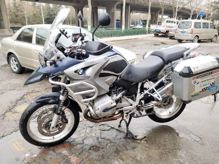 出06左右1200GS。价格一步到位