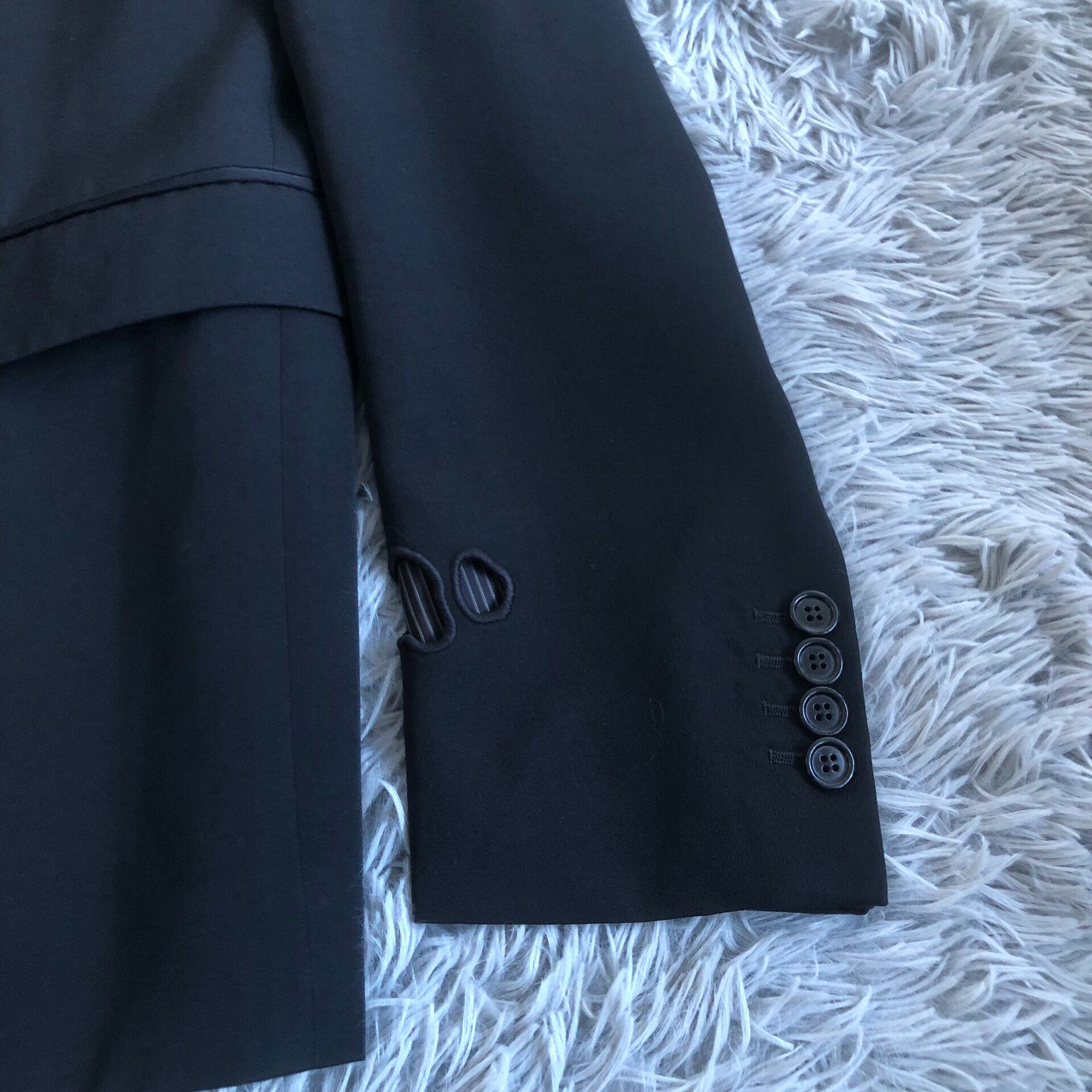 Dior Homme 17 Show Wormhole Wool Suit — label