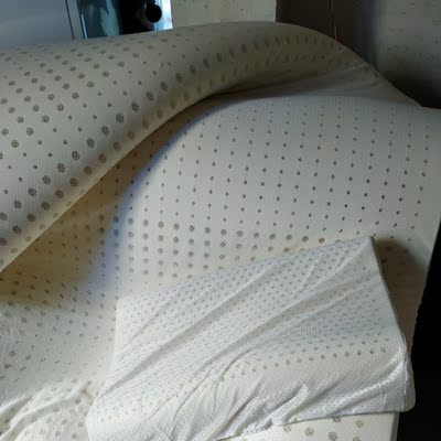 目前看来请教：舒达乳胶床垫怎么样，质量好不好？使用寿命多久？