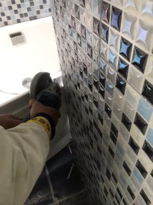 欧凯伦双人情侣扇形按摩浴缸好用吗?空间够不够大?