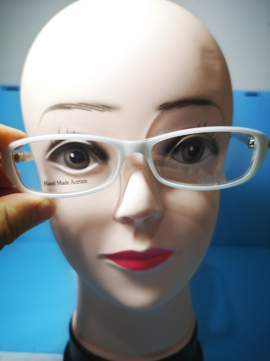 香港眼镜店清货亏本卖近视眼镜框近视眼镜架全新超过