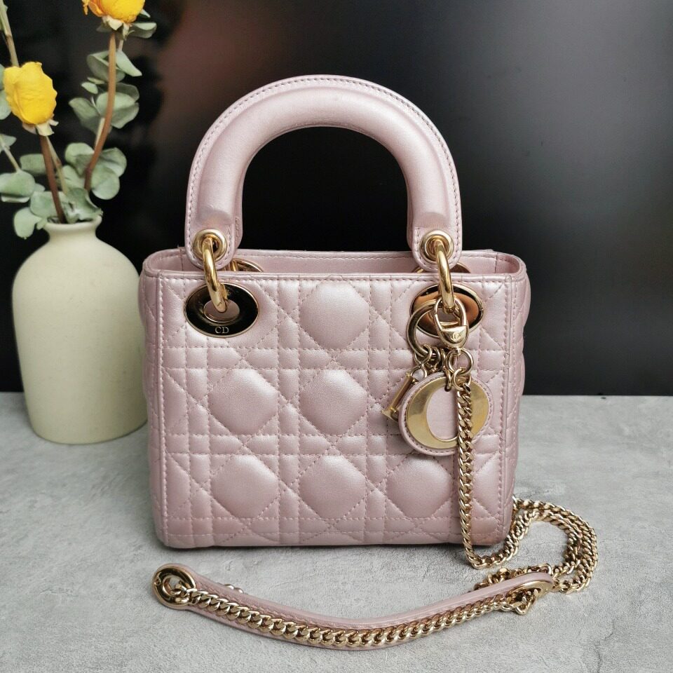 [9新]购于19年dior/迪奥lady藤格纹羊皮革三珠迷你手袋m0505oadu