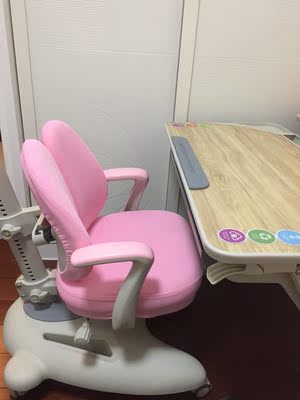 看中这个型号：护童儿童学习桌HT512B怎么样？各位爸妈说说