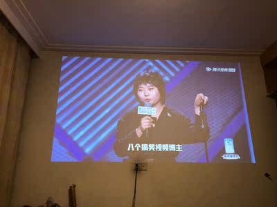 内幕分析评测极米z8x和坚果g9对比哪个更好，全面解析优缺点