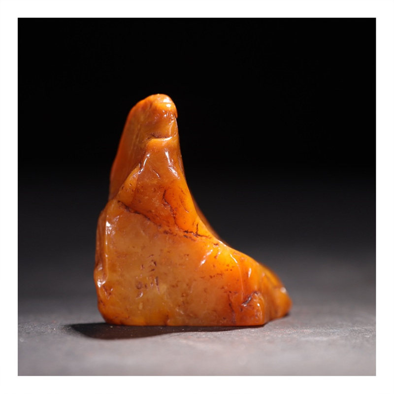 旧藏巨川款田黄印章 5390 - 拍卖