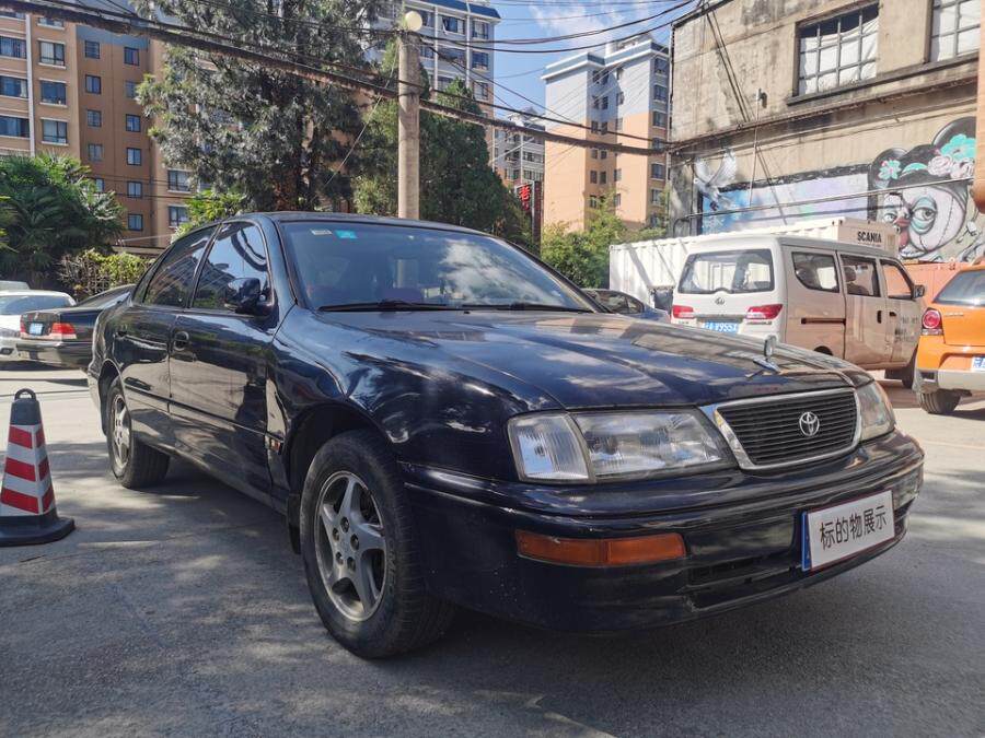 丰田亚洲龙2.2网络拍卖公告