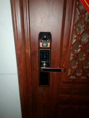 真实使用感受新房装修用品多P1智能指纹锁怎么样，方便实用吗？灵敏吗？