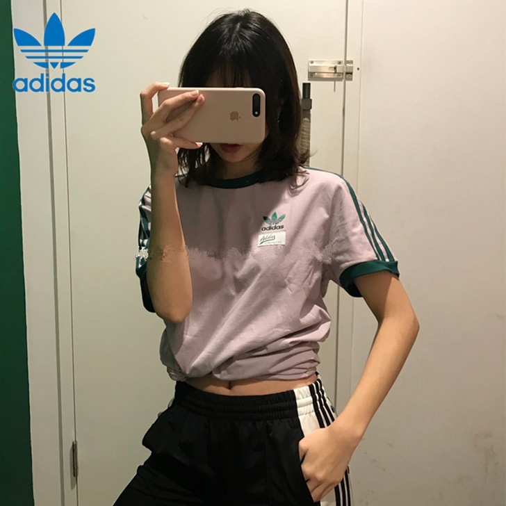 Adidas三叶草春夏新款女三条杠紫色圆领短袖