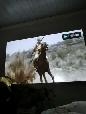 【买前必看】微麦200投影仪怎么样？投影清晰吗？