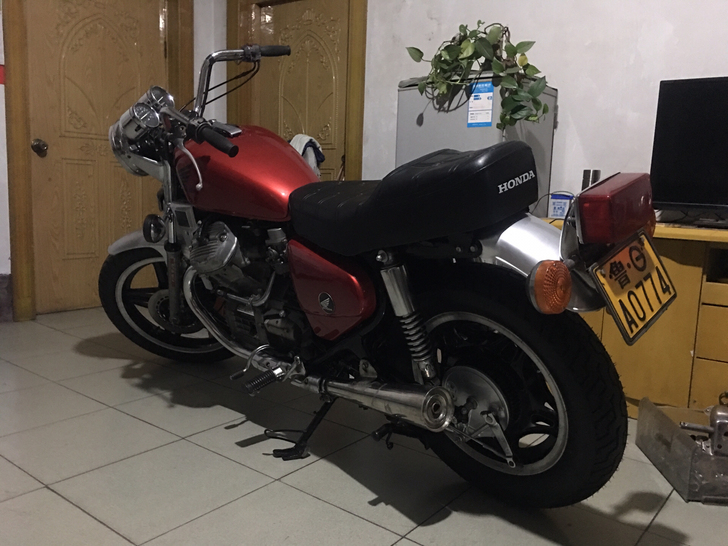 本田GL500