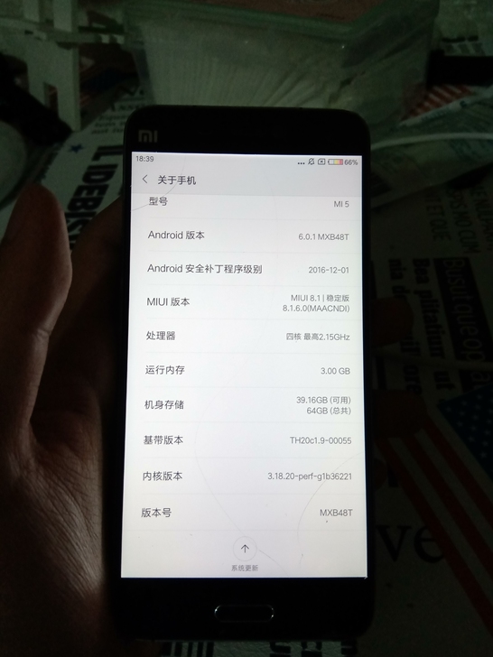 小米5，八成新，3＋64，换手机了缺点钱，后盖有点盖不上，电
