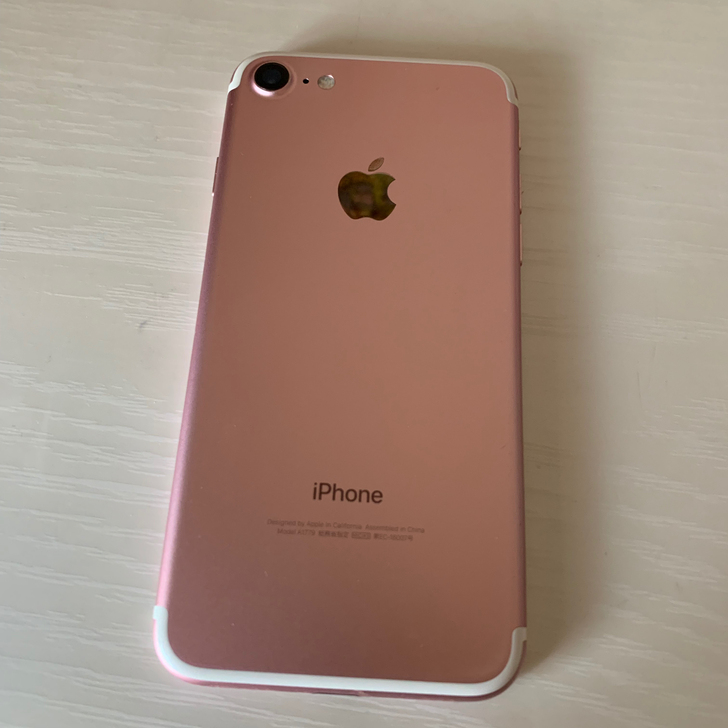 iPhone7玫瑰金色128G