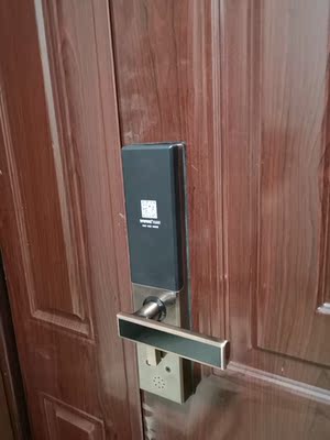 点评说说赢领指纹锁怎么样，听说指纹识别很灵敏，是真的吗？