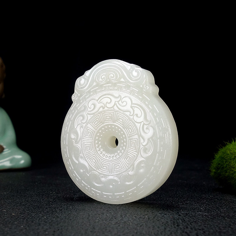 买就送车挂新疆热销和田玉白玉怀古情深仿古玉璧挂坠玉坠55.3g