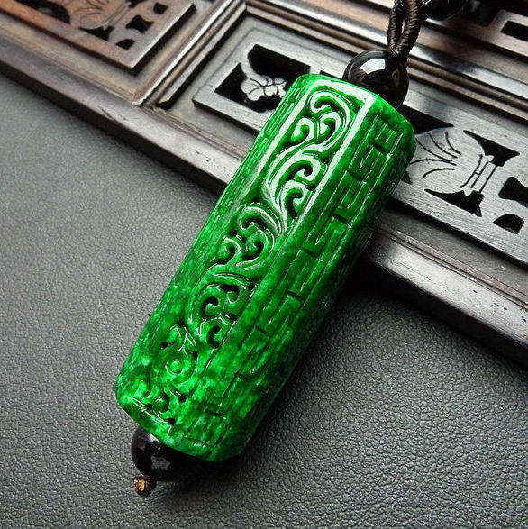 翡翠a货 糯种满绿精雕凤仪天下翡翠平安柱 19.78g(含珠绳重)