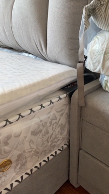 火爆的【口碑解析】比较舒达和丝涟床垫哪个好?哪个髙档?