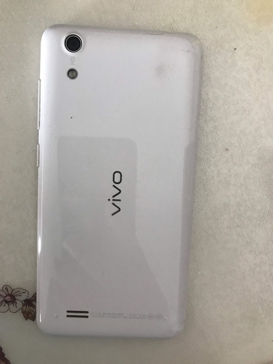 vivo手机Y10L，打电话发短信简单上网没问题