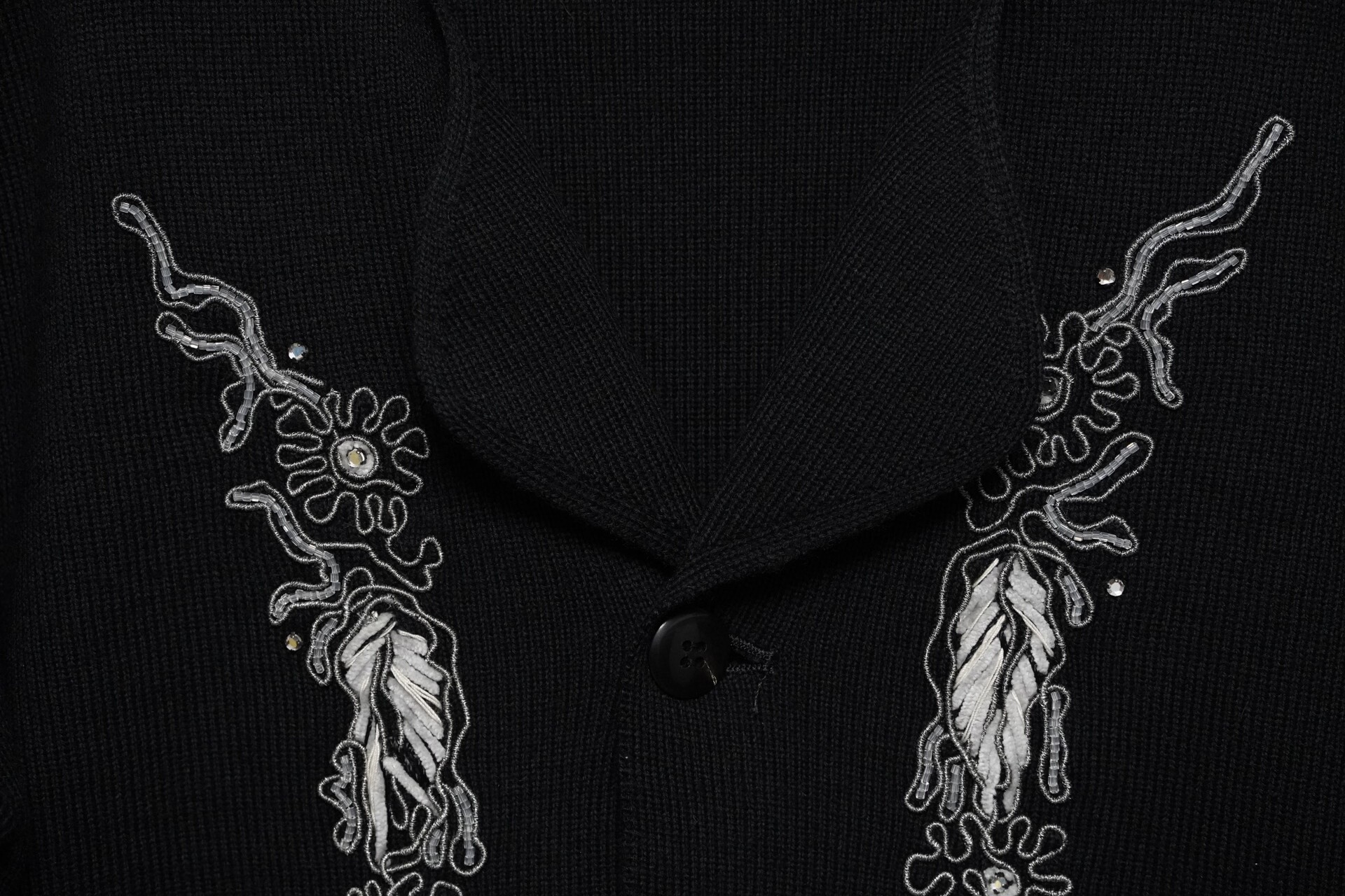 Yohji Yamamoto 1988AW Black Embroidered Sweater — label
