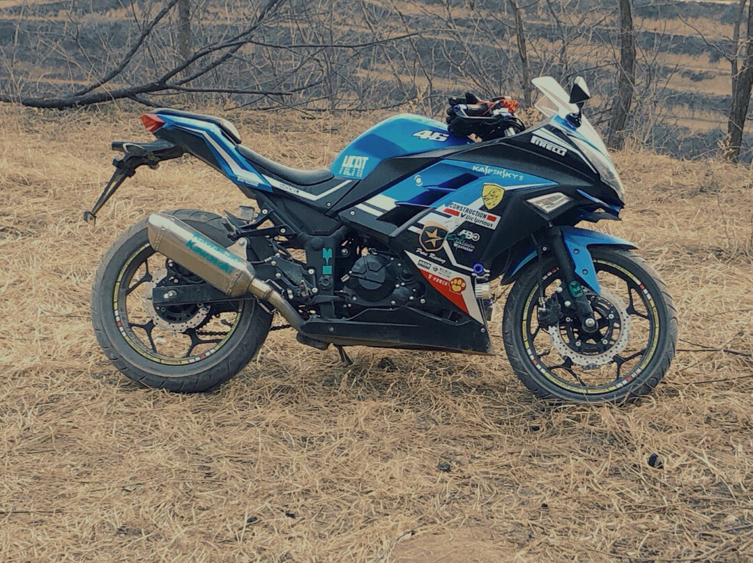 跑车350cc，成色完美，要的私聊，不出外地