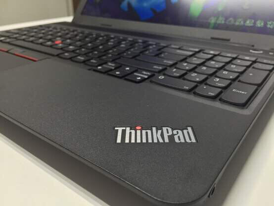联想ThinkpadE550c笔记本