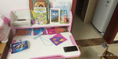 看中这个型号：护童儿童学习桌HT512B怎么样？各位爸妈说说