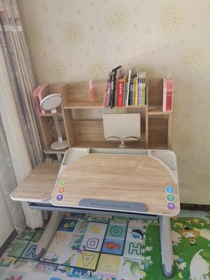 很多父母都不知道护童抗菌儿童学习桌怎么样？求真实评测
