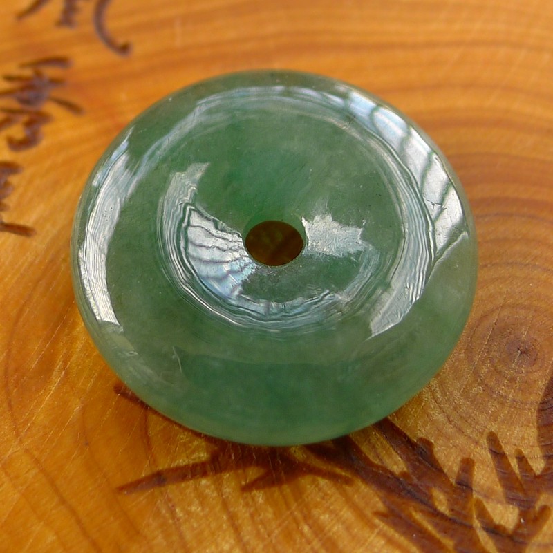 拍卖-缅甸天然a货翡翠冰糯种满绿玉扣平安扣吊坠-4.20g