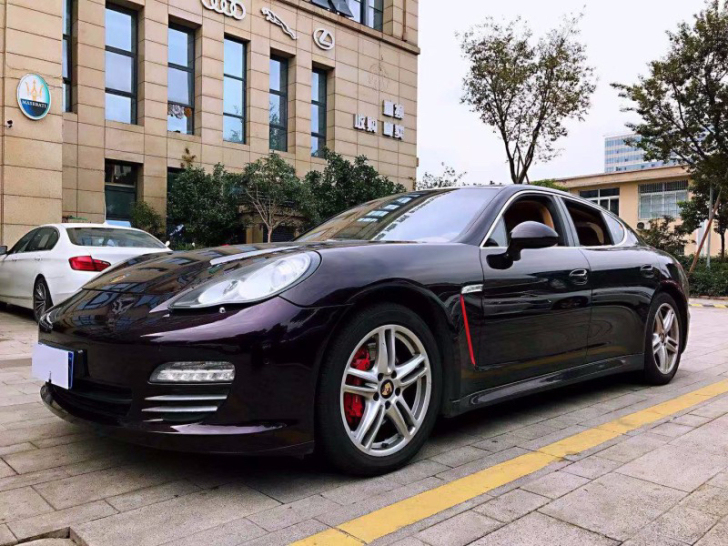 11年5月保时捷Panamera4s