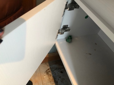 吐槽体验:欧路莎纯白实木浴室柜怎么样?我的真实感受